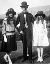 Fascinating, Readable Account of Eccentric Heiress Who Lived More Than Two Decades in Hospital Rooms While Owning Five Empty Luxury Residences W.A.Clark and his daughters Andrée, left, and Huguette