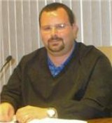 Huntington Council Declines to Contract Janitoral Service at Police Department Huntington Council Declines to Contract Janitoral Service at Police Department