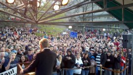5,200 Voters Attend Ron Paul Town Hall 5,200 Voters Attend Ron Paul Town Hall
