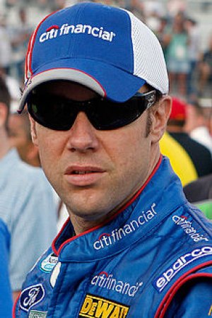 NASCAR: Matt Kenseth holds off Kasey Kahne for victory at Bristol Matt Kenseth