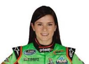 NASCAR:Danica Patrick Streaks to Historic Pole Run for Daytona 500 Danica Patrick