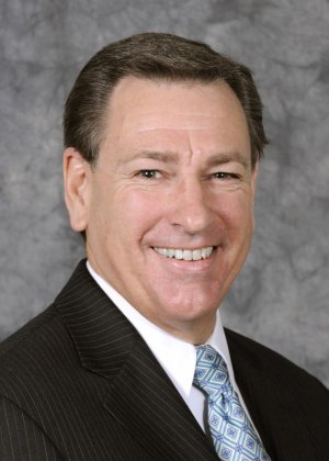 Keith-Albee Performing Arts Center joins National Trust for Historic Preservation Sen. Robert Plymale