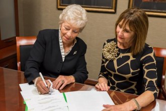 Longtime Marshall supporter establishes scholarship for medical students Longtime Marshall supporter establishes scholarship for medical students