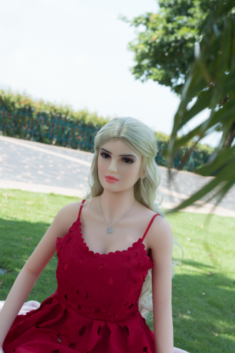 UPDATED FIRST PERSON: Wal Mart Joins Robot Roulette at 50 Stores; Would You Marry One? Yes, no, not yet? Emma, AI technology, China. She has just been released.