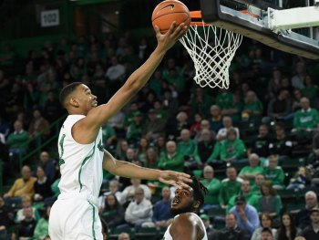 Men's Basketball Commits Season-Low in Turnovers in Home Win Over ODU Men's Basketball Commits Season-Low in Turnovers in Home Win Over ODU