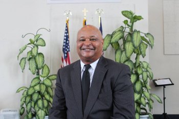 Lecture Series Continues Feb. 6 with Rev. Watts Lecture Series Continues Feb. 6 with Rev. Watts