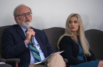 School of Medicine hosts prenatal substance abuse and exposure roundtable School of Medicine hosts prenatal substance abuse and exposure roundtable