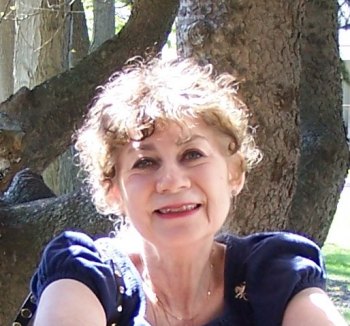 BOOK REVIEW: Review of Shelly Reuben's Dabbling in Crime