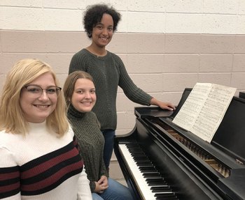 Opera Workshop to present ‘Little Red Riding Hood’ at Cox Landing Elementary Opera Workshop to present ‘Little Red Riding Hood’ at Cox Landing Elementary