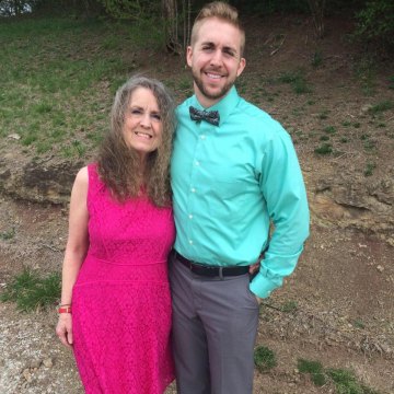 Huffington Post will Tell Huntington Trump Supporter's Struggle with Son's Addiction Huffington Post will Tell Huntington Trump Supporter's Struggle with Son's Addiction