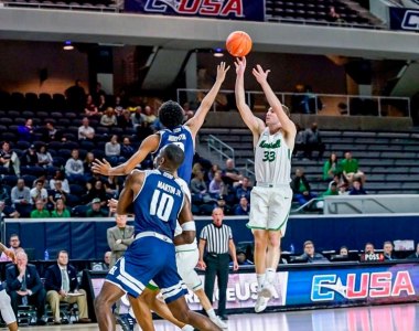 Men’s Basketball Goes Wire-To-Wire in First Round Win Over Rice Men’s Basketball Goes Wire-To-Wire in First Round Win Over Rice