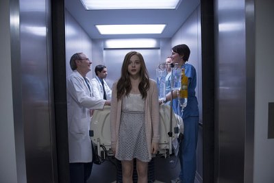 "If I Stay" Touching, but Confusing "If I Stay" Touching, but Confusing