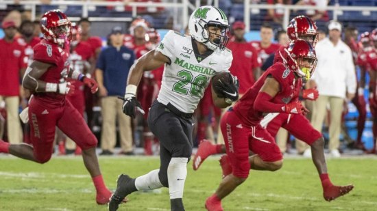 Herd football rallies for wild 36-31 win at FAU Herd football rallies for wild 36-31 win at FAU